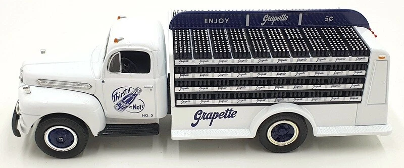 First Gear 1/34 Scale 19-1144 - 1951 Ford F-6 Bottler's Truck Grapette - Image 3 of 4