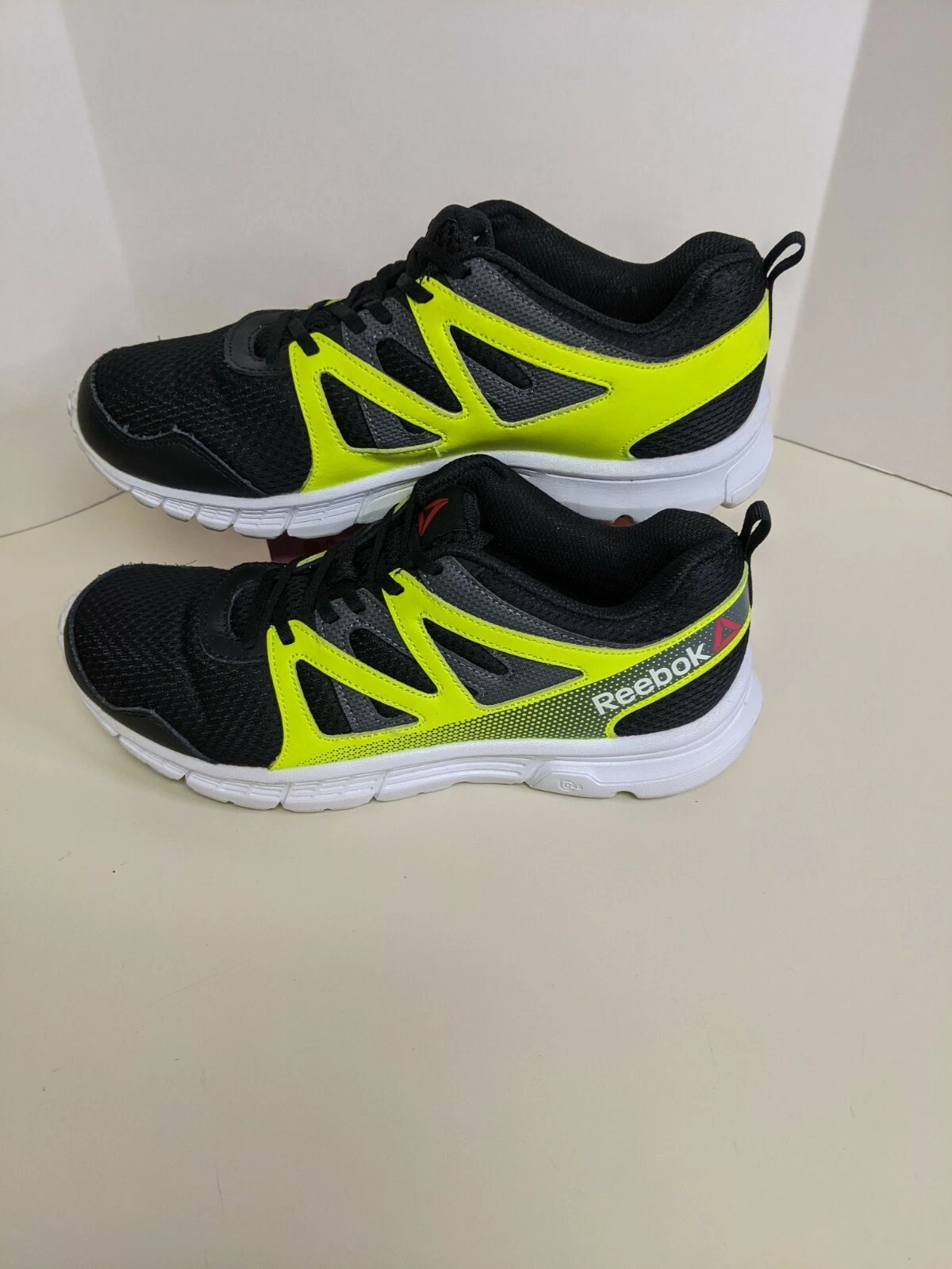 Baskets de course Reebok Run Supreme 2.0 pour hommes noir néon vert SUPERBES