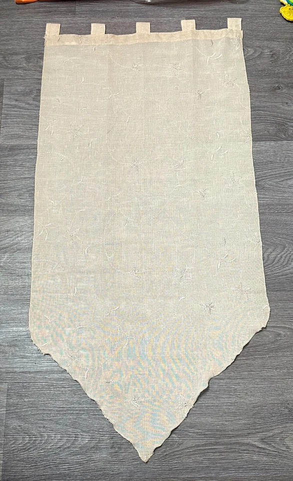 Lot 2 demi rideaux voile beige H 110 cm X L 57 cm - TBE - Photo 2/4