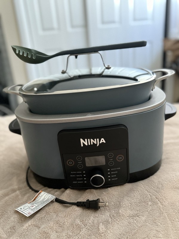 Ninja Foodi PossibleCooker Pro 8.5 Quart Multicooker MC1001 -Excellent Condition