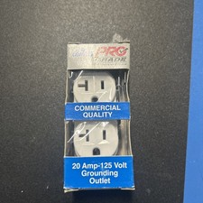 Leviton PRO Grade 20A 125V 2pole 3wire Duplex Grounding Outlet