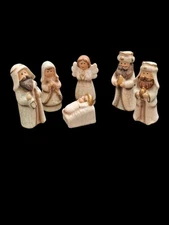 Vintage 6 Peice Stoneware Nativity Scene SH2