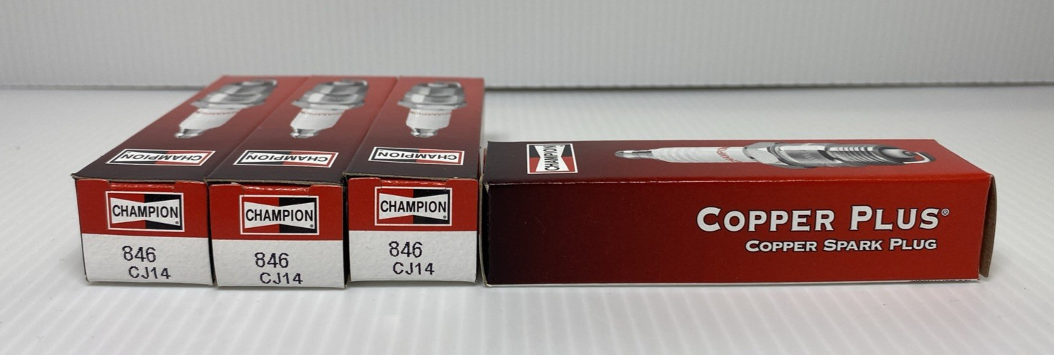 Lot of 4 Champion Copper Plus Spark Plugs 846 CJ14