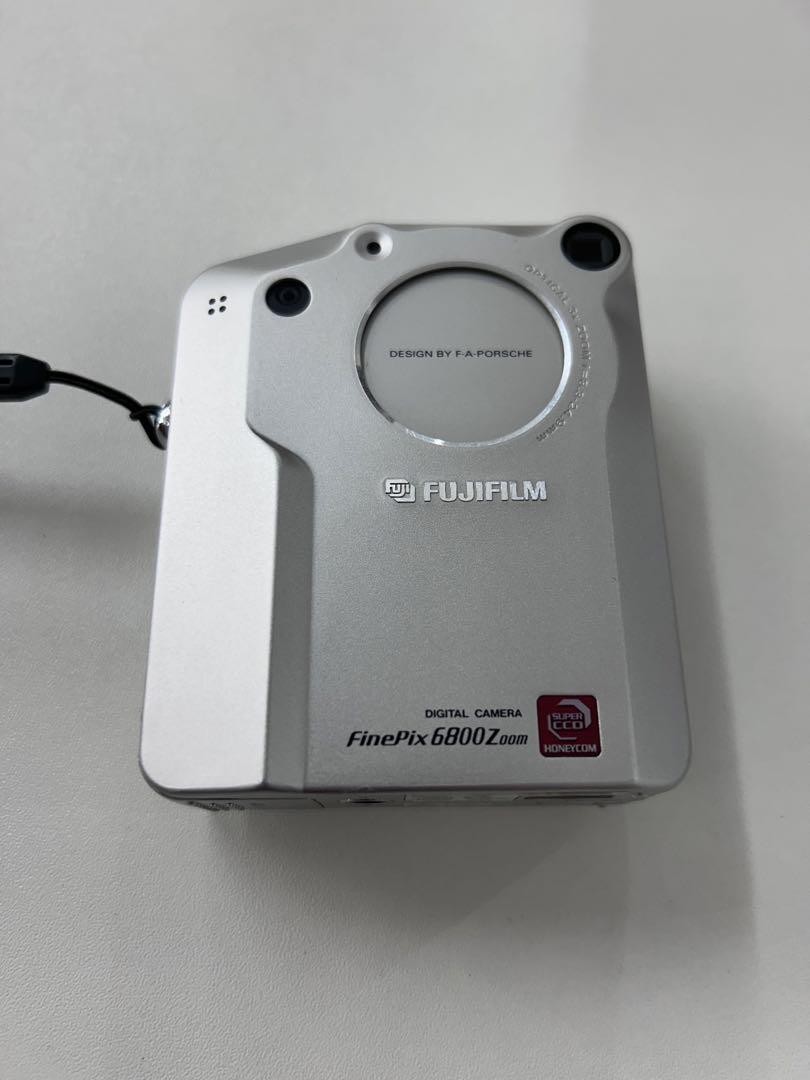 ✳️希少！PORSCHEデザインFinePix6800Zoom❤️送料無料 【公式通販】