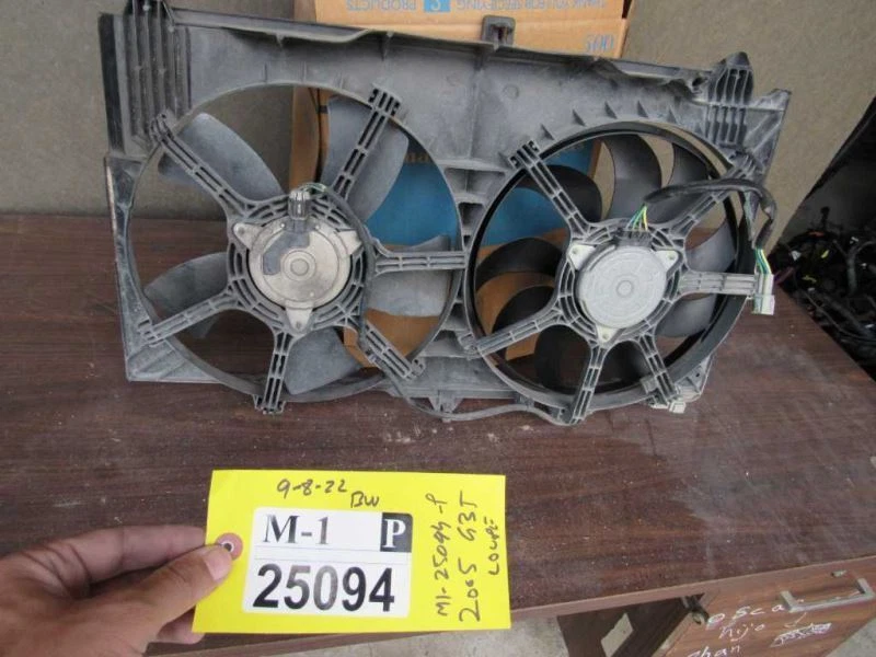 Infiniti g35 2003-2007 cupé 2 puertas radiador motor ventilador refrigeración montaje motor Foto 4 de 4