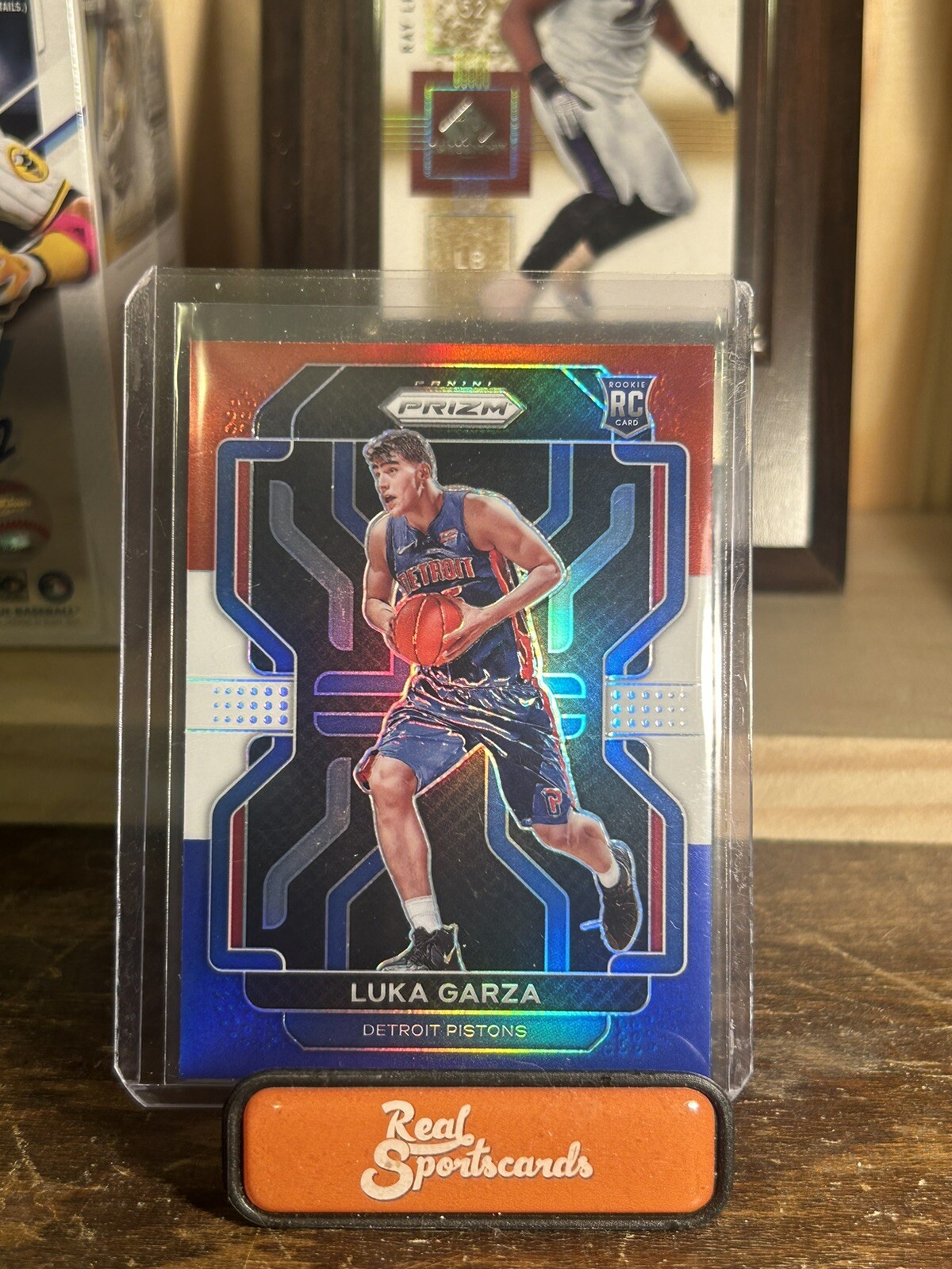 Luka Garza Red White Blue Prizm RC #303 Detroit Pistons Rookie 2021-22