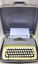 Vintage Singer Professional Portable Typewriter Original Case WORKS TESTED thumbnail