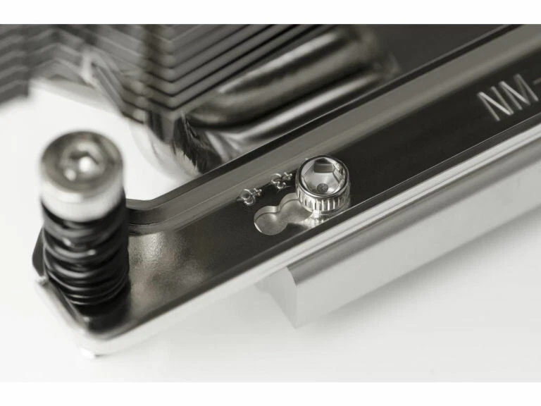 Noctua NH-U9 TR4-SP3 AMD sTRX4/TR4/SP3 92mm CPU Cooler - Image 3 of 4