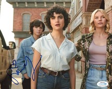 Sarah Yarkin Texas Chainsaw Autographed Signed 8x10 Photo ACOA