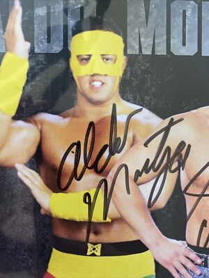 JUSTIN CREDIBLE/ALDO MONTOYA Autographed 8x10 Photo Authentic