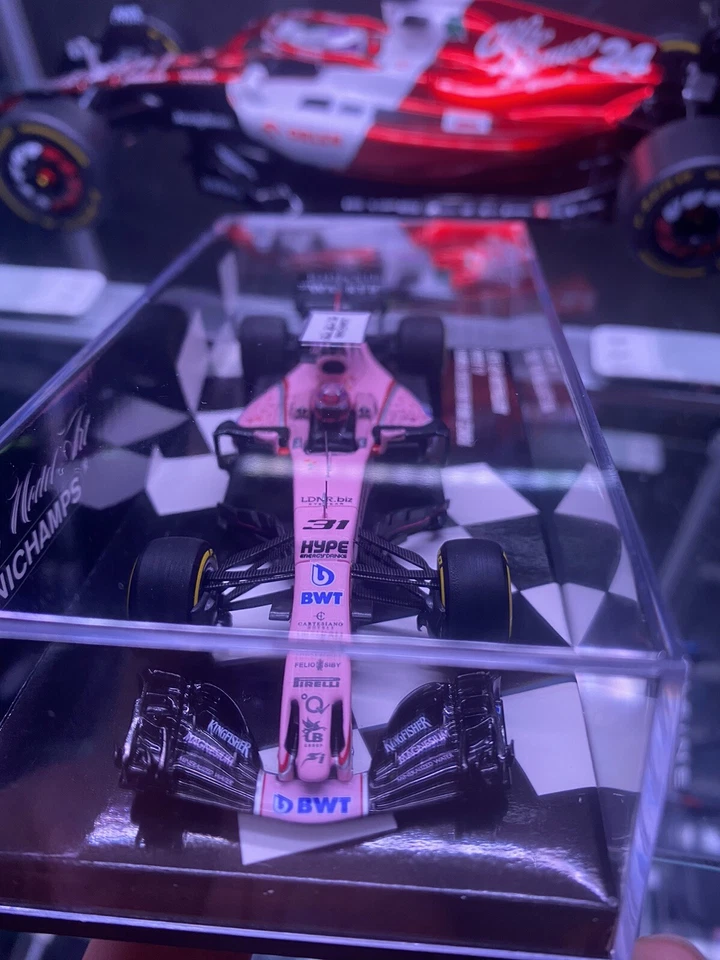 Force India Mercedes VJM10 Esteban Ocon Australian GP 2017 F1 Minichamps 1/43 - Image 4 of 4