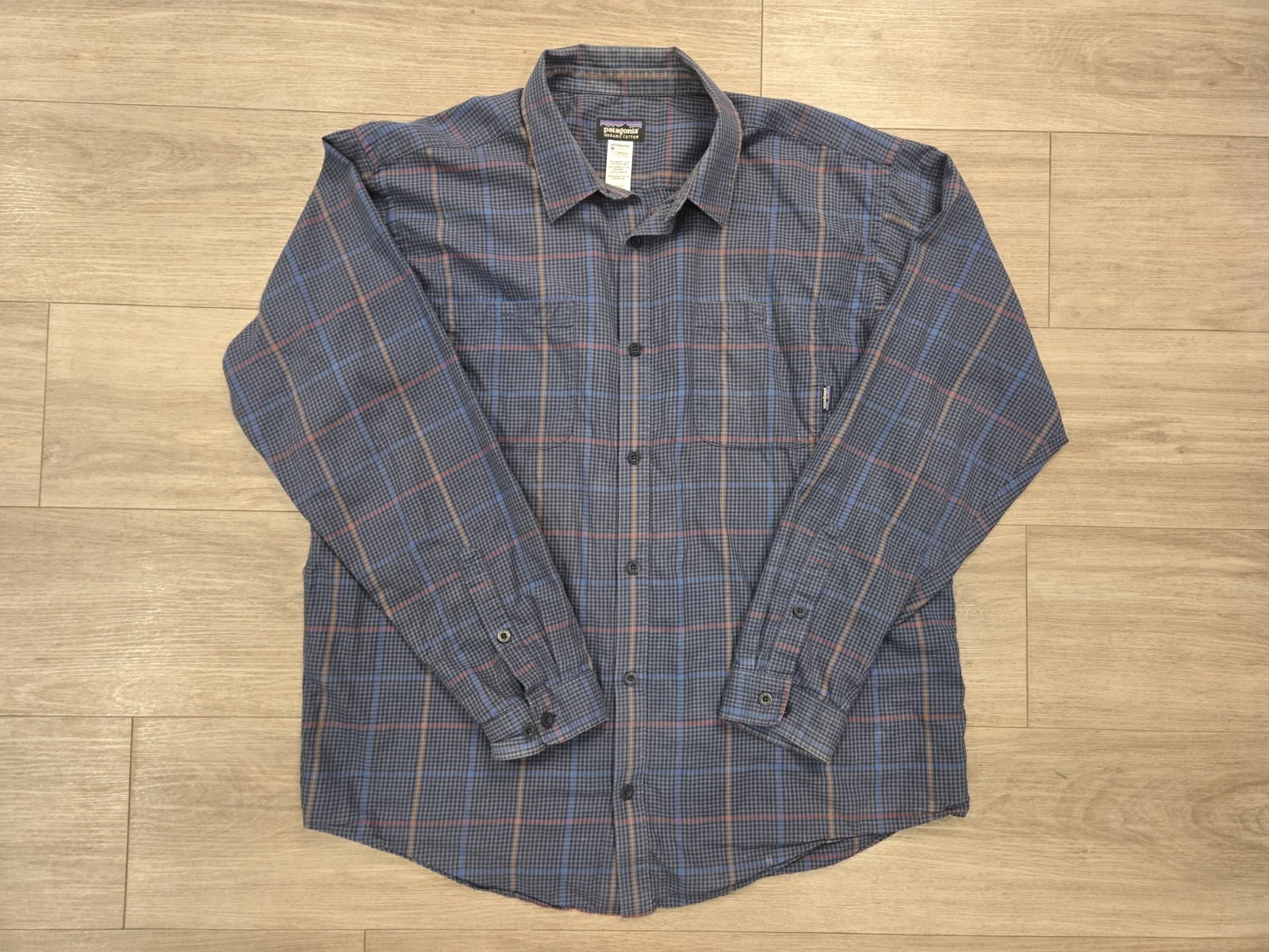 Patagonia Long Sleeve Pima Cotton Plaid Shirt Men's XL Hiking Outdoor 2011 EUC
Opens in a new window
