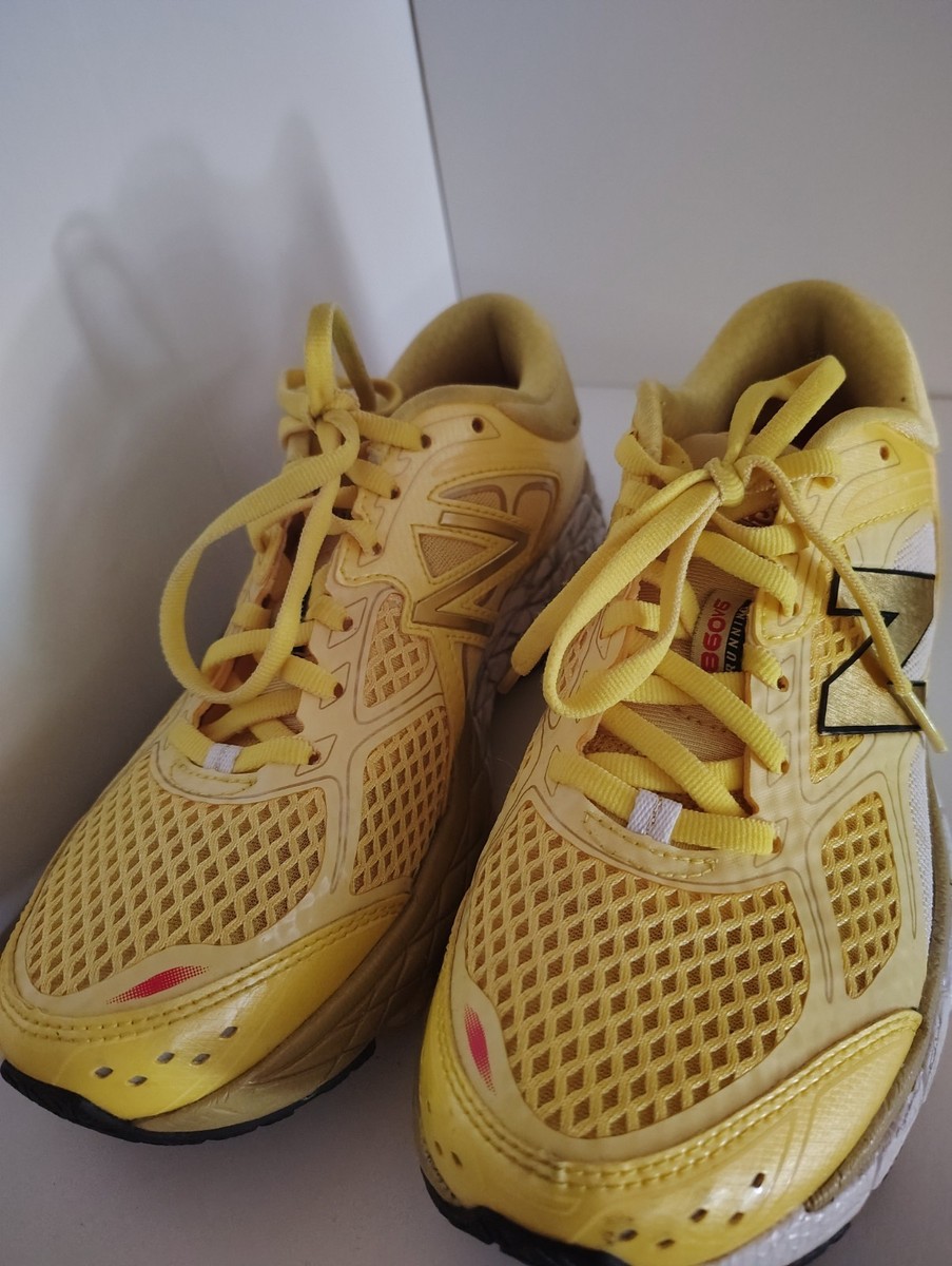 Run Disney Minnie Mouse Shoes Women's Size 1/2 New Balance