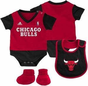 Chicago Bulls Infant 3 Piece Bodysuit 