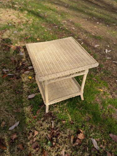 Antique Wicker Rattan End Table