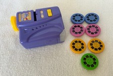 Children Disney Winnie The Pooh Movie Projector with 7 picture discs