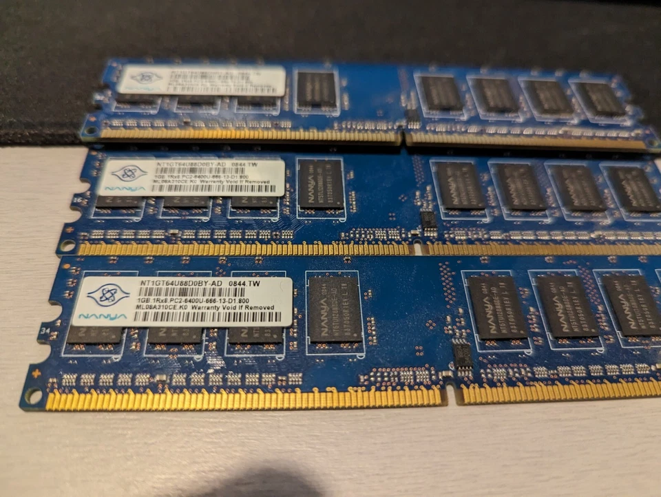 1GB DIMM 800 MHz PC2-6400 DDR2 Memory, Nanya 3 Pieces Totalling 3GB - Image 2 of 2