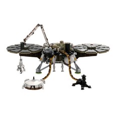 Mars Lander with Robotic Arms for Research 2482 Pieces 1:9 Scale MOC Build