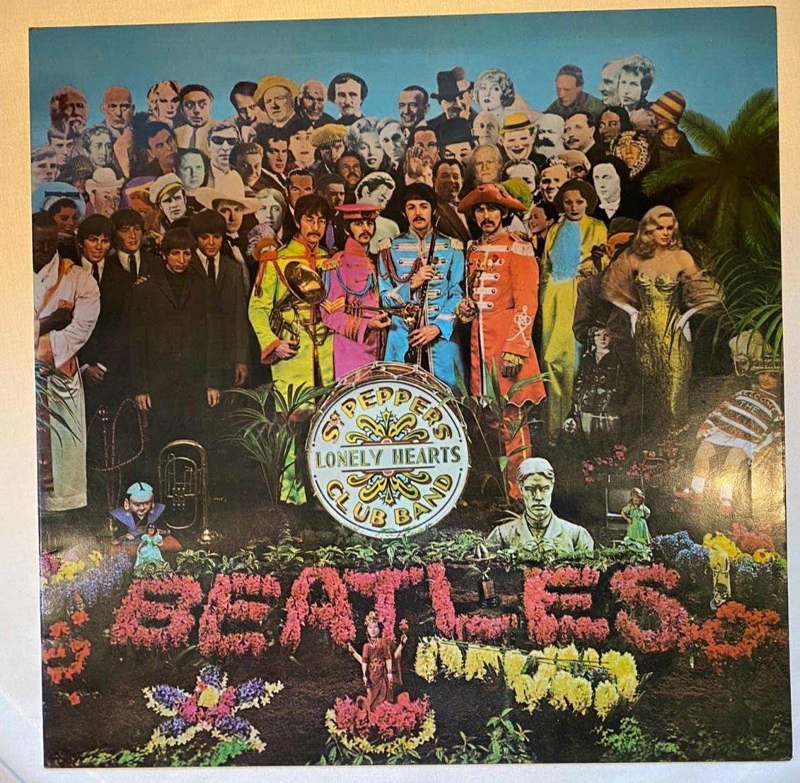 THE BEATLES SGT PEPPER'S LONELY HEARTS Odeon RED VINYL