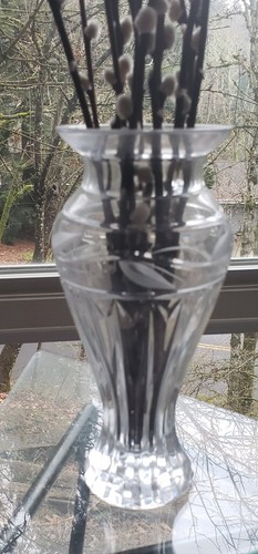 Urn Style Crystal Vase Swag Etched Laurel Leaf   Princess House Clear Cut 9"