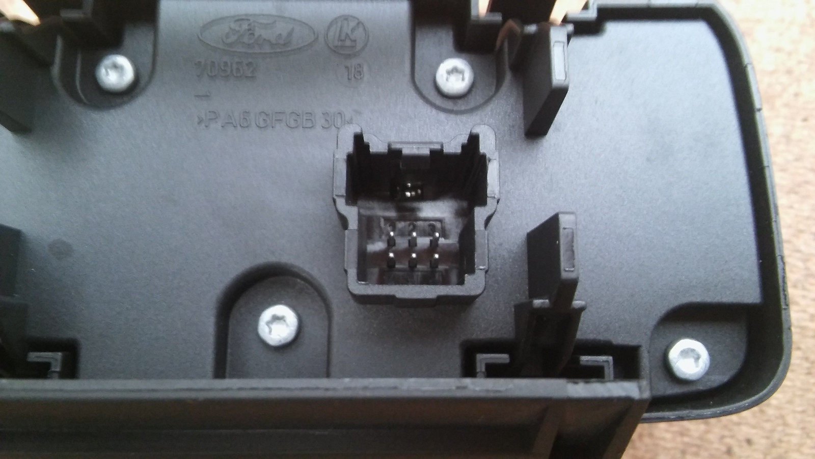 Picture 5 of 6