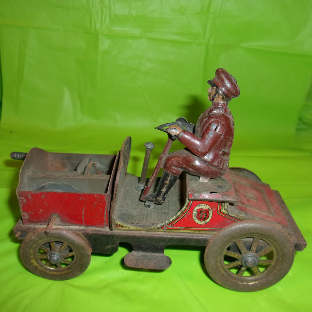 SPECIALIZING IN VINTAGE TOYS