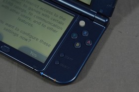 New Nintendo 3DS XL Galaxy Edition RED-001 with Charger Stylus Pokemon Sun