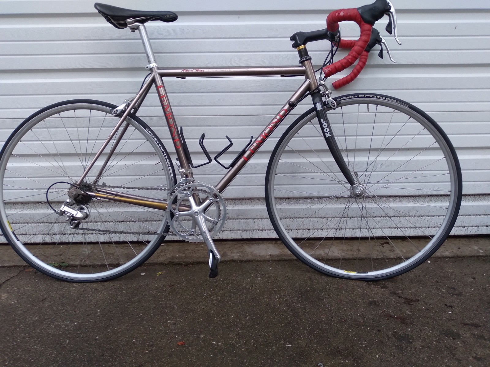 1996 Lemond Alpe d'huez Steel bicycle 55cm Campagnolo signed by