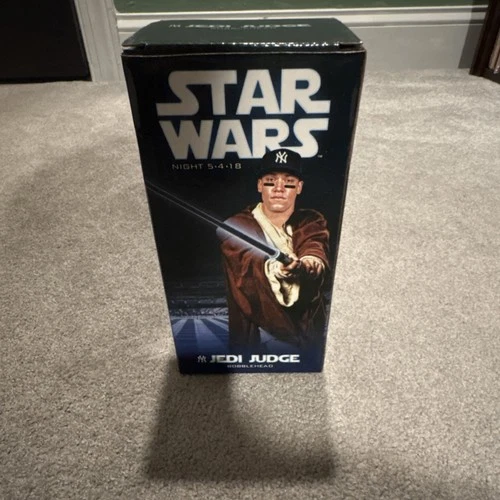 Star Wars Jedi Judge Bobblehead Baseball Collectible 2018 Multicolor