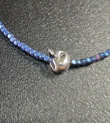 Collar King Baby de plata de ley con calavera y lapislázuli de 30" - Imagen 6 de 12