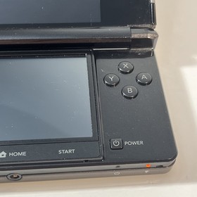 Nintendo 3DS Cosmo Black Handheld System w Charger & Stylus - Tested & Working