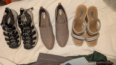 Woman's 8.5 Shoes Bundle Of 3 - Keen Dr. Scholl's Steve Madden- Size 8.5