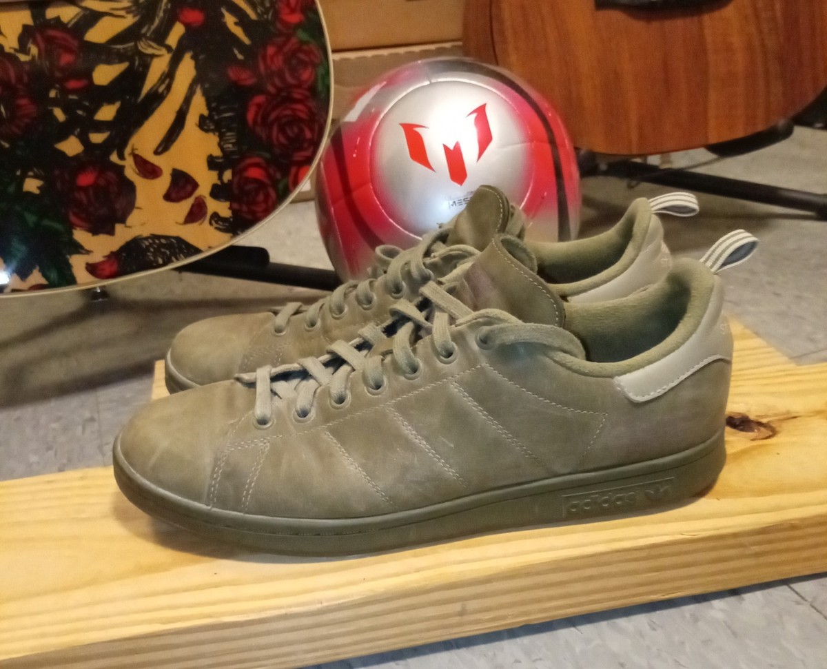 adidas gazelle silver green womens Adidas Originals main image 1