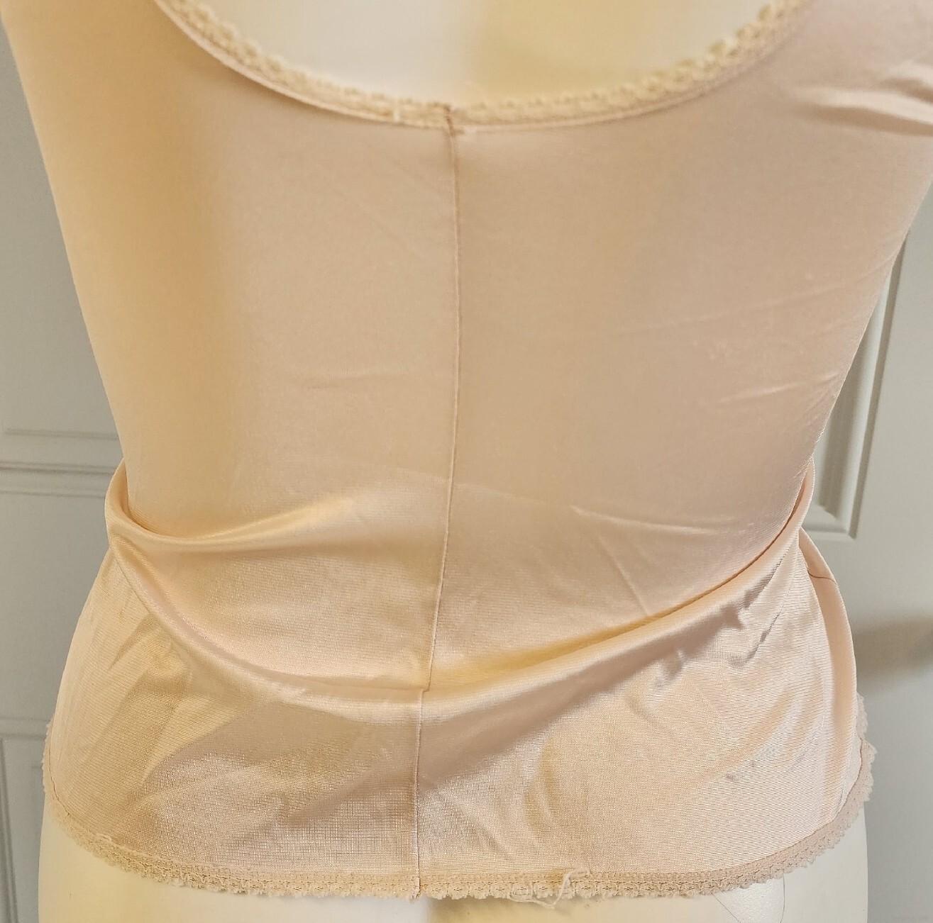 Vintage Chantilly Maidenform Silky Lace Camisole Ligh… - Gem