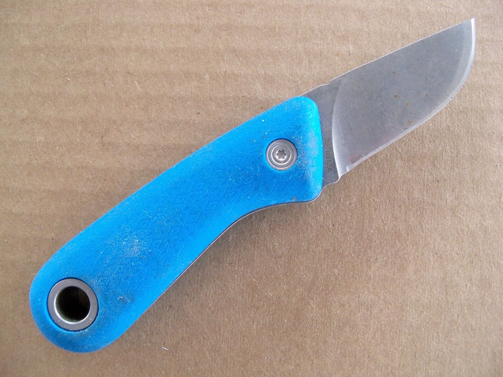 Gerber Vertebrae Fixed Blade Knife Blue Handle Fine Blade Very