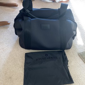 dagne dover camera bolsa