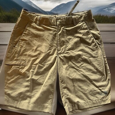 The North Face Mens Cargo Belted Shorts Nylon Size 30 Drawstring