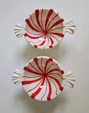 2 MUD PIE~ Peppermint Candy Dishes Bowls  Red White Home Decor Christmas Holiday