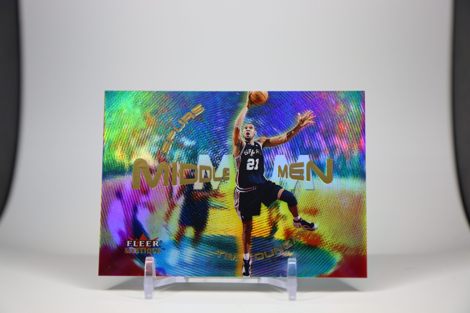 Tim Duncan #4MM - 2000-01 Fleer Mistique - Middle Men