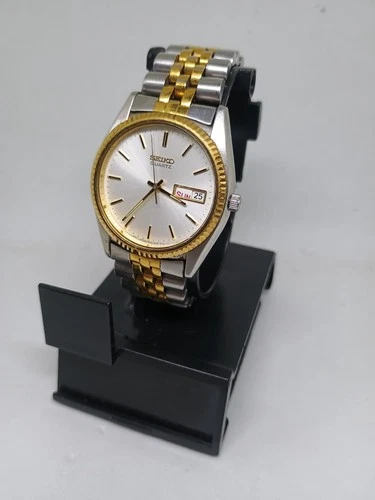 Seiko 7N43-8111 Quartz Day Date Two Tone Silver Gold Presidential Vintage Defect