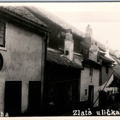 c1920s Prague, Czech Republic RPPC Zlata Ulicka Golden Lane Medieval Houses A362
