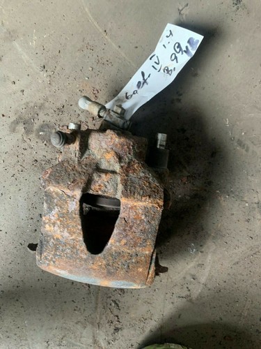 VW Golf 4 IV 1,4 L Bj 99 Bremszange Bremssattel  Vorne Rechts  FS III