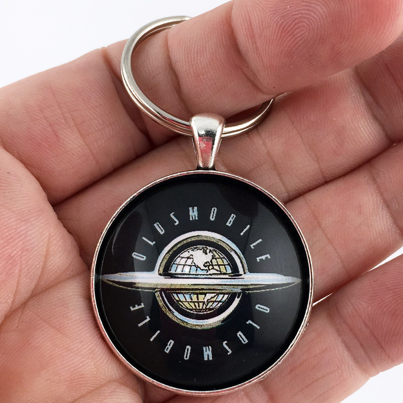 Vintage 1940s-1950s Oldsmobile Emblem Keychain 1.2 Inch Logo Charm