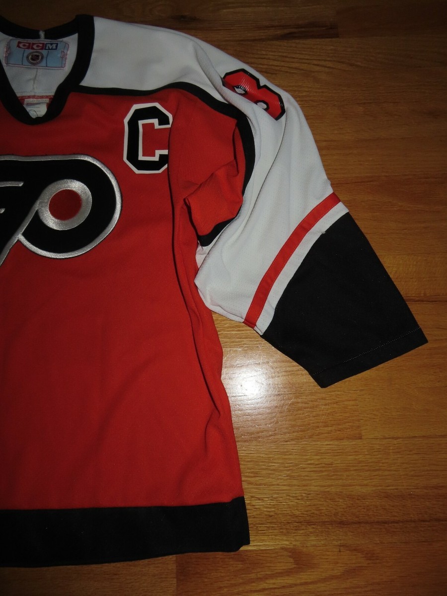 Vintage CCM ERIC LINDROS No. 88 PHILADELPHIA FLYERS (Size Vintage CCM ERIC LINDROS No. 88 PHILADELPHIA FLYERS (Size