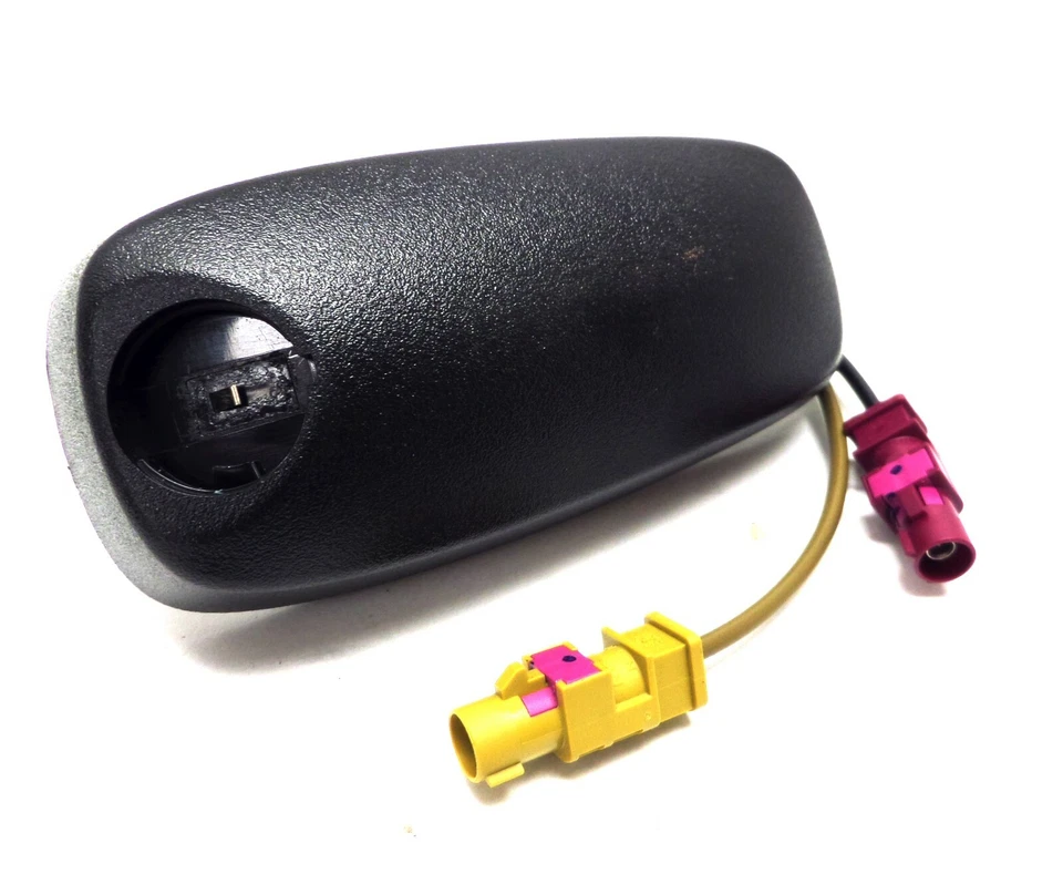 20786896 Assembly Digital Radio and Mobile Telephone 2011-2015 Express Savana - Image 3 of 4