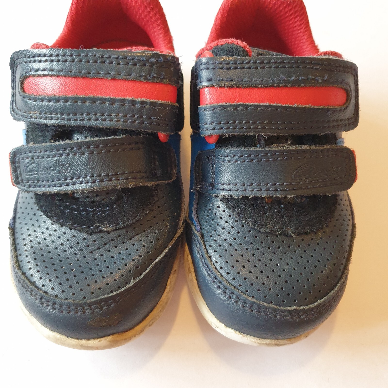 clarks leather trainers