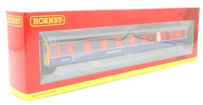 Hornby R40009 Mk1 ex-BSO Labor 10 in BR RTC blaue & rote Lackierung Spurweite OO