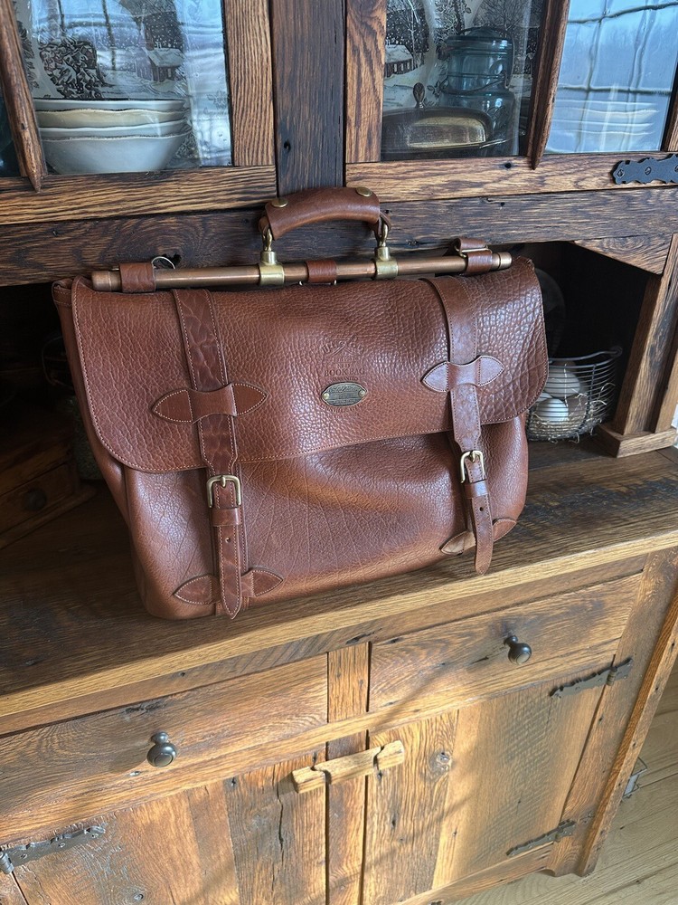 Col. Littleton N° 1  Leather Messenger Book Bag Buffalo Leather. Fantastic Con.