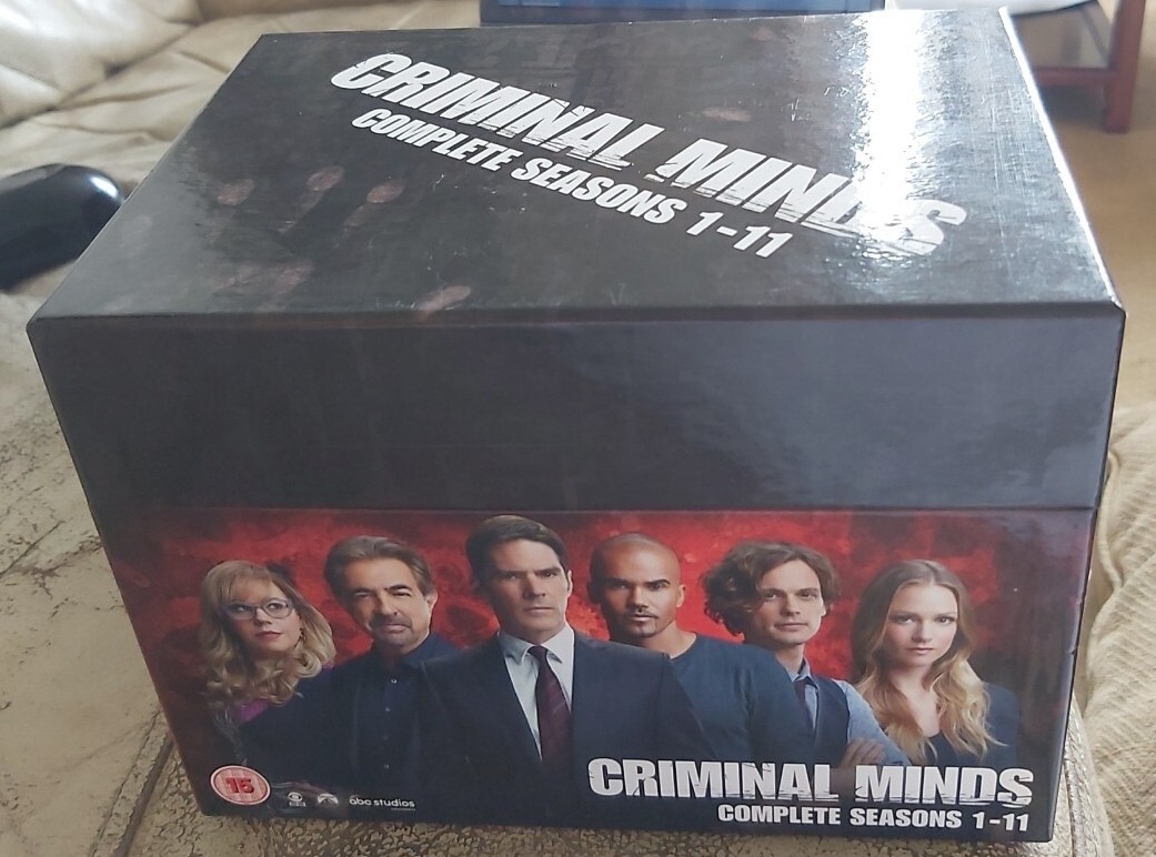 CRIMINAL MINDS DVD ボックスセット Amazon.com: Criminal Minds Seasons 1-15 Complete Box Set DVD [2020
