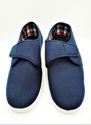 chums wide fit shoes